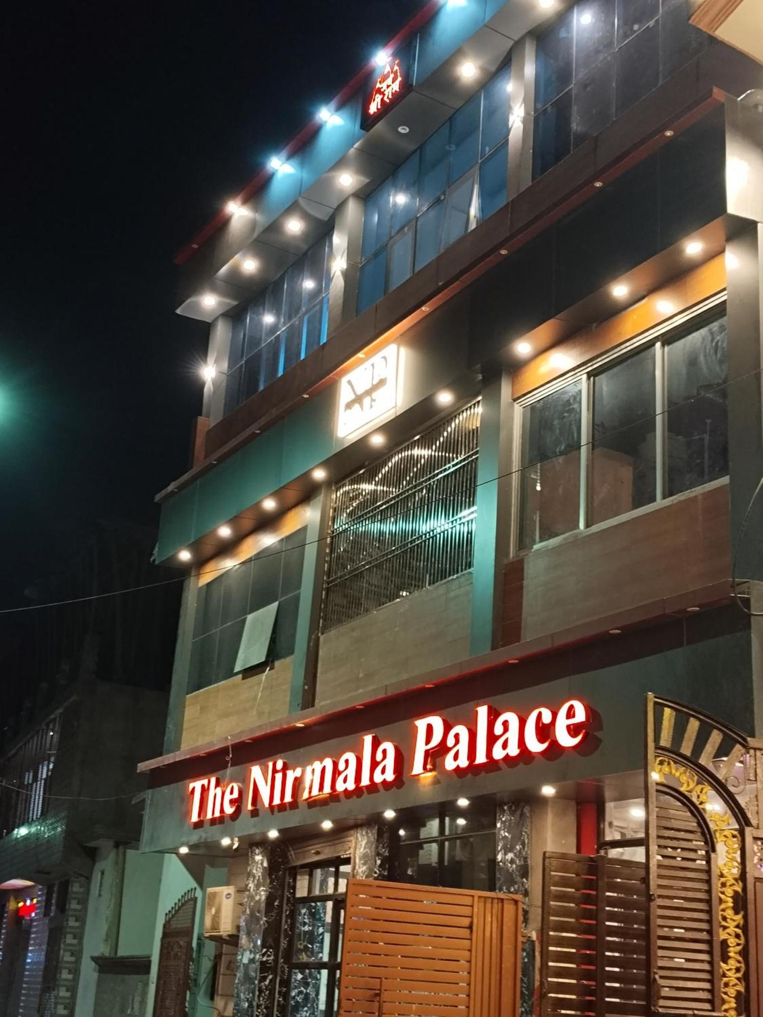 The Nirmala Palace Hotel Ayodhya Екстериор снимка